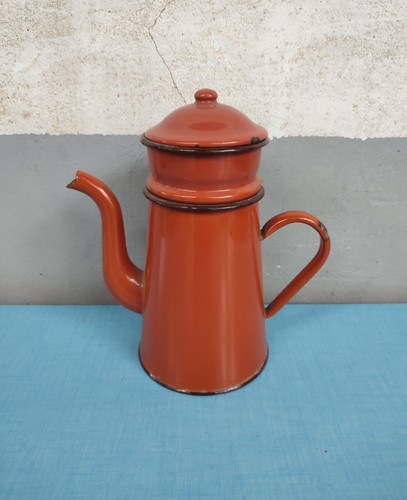Cafetière tôle émaillée - en,