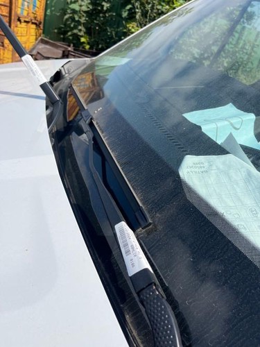 Bras essuie glace avant - , gauche