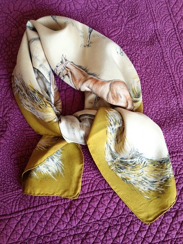 Carré foulard hermès les - carré,