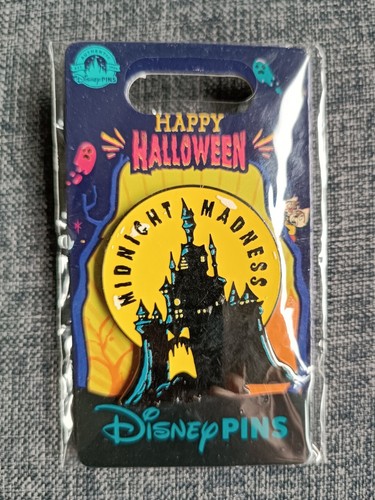 Pin broche château - ,
