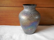 VASE EN VERRE IRISE créateur à identifier