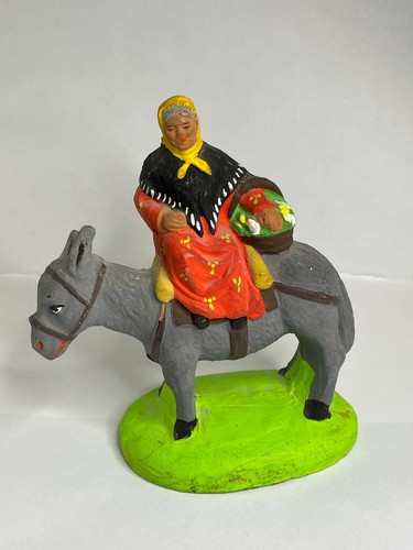 Santon ancien femme sur ane - santon,