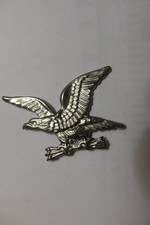 insigne argenté aigle en vol