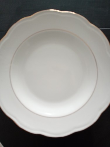 Assiettes porcelaine blanche - assiettes,