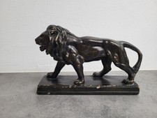 ANCIEN LION EN PLATRE