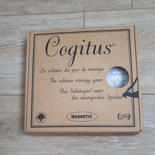 Cogitus solitaire des - solitaire,