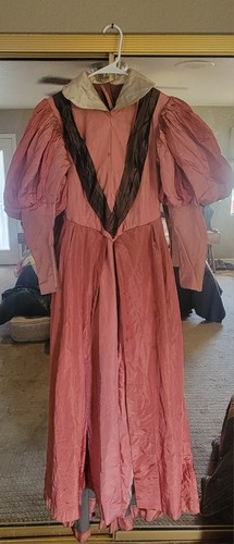 Antique metropolitan opera - antique, ny