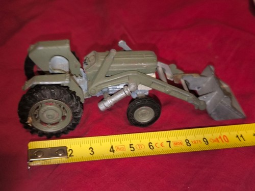 Jouet tracteur ancien - , massey