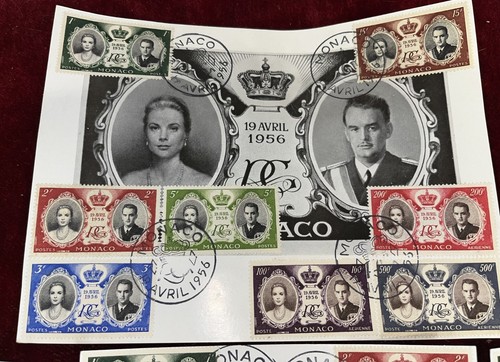 Lot cartes postales avec - lot,