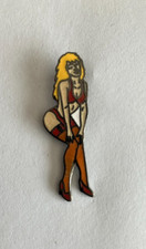 62 - Pin's PIN-UP BLONDE SEXY LINGERIE FINE ROUGE