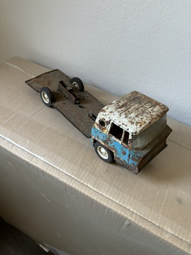 Joustra épave camion - Épave, bernard