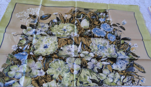 Foulard soie fait main - , ancien