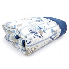 COUVRE-LIT MATELASSÉ AVEC ARC MARIN Corails et coquillages à fond rayé Fabriqué 