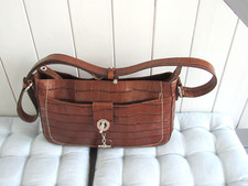 Sac à bandoulière cuir marron façon croco Lamarthe