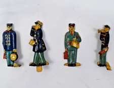LOT DE 4 PERSONNAGES DE GARE