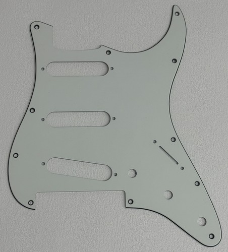 Fits fender player - fits,