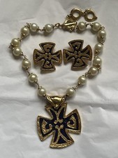 YVES SAINT LAURENT. Parure