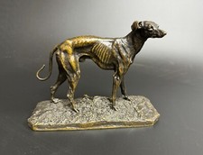 Statue de lévrier debout en