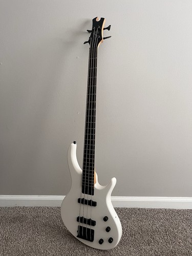 Tobias toby deluxe string - deluxe, 4-string