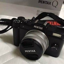 Pentax - , q