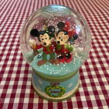 Disney Mickey & Minnie Snow