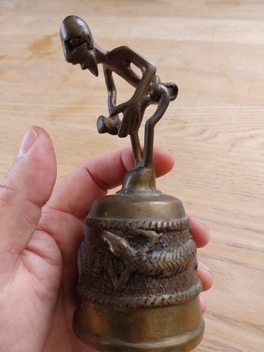 Ancienne cloche bronze - cloche,
