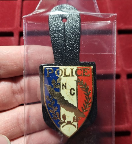 128 pucelle insigne - #128-1,