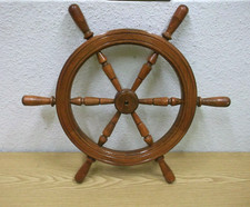 Roue De Gouvernail En Bois