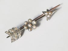 BELLE BROCHE "FLECHE DE CUPIDON" ANCIENNE XIXème en ARGENT avec 1/2 PERLE FINE