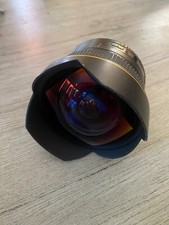 objectif Nikon 14 mm f/2.8 très grand angle