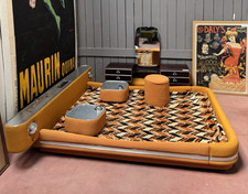 Chambre à coucher 1970 Lit tables de nuits avec cendrier et coiffeuse avec pouf