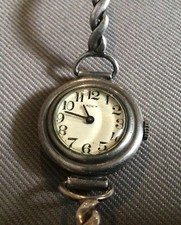 Jolie montre mécanique de