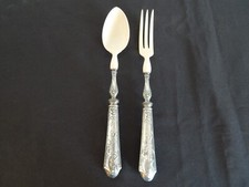 Old salad cutlery - old, nouveau