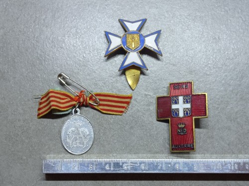 Lot broches insignes - 3,