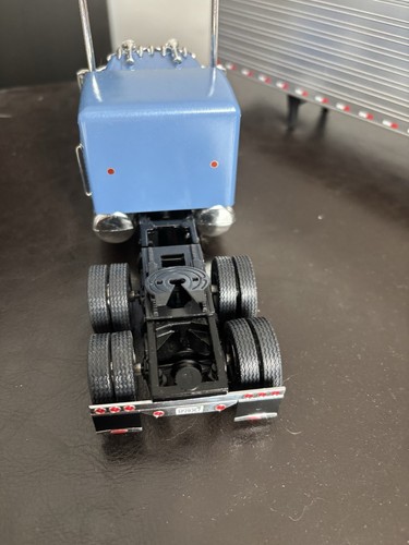 Fast and furious peterbilt - fast,