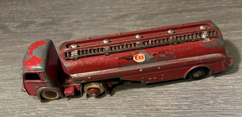 Dinky toys ancien camion - toys,
