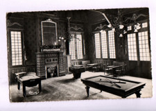 VIC-sur-CERE (15) SALLE de JEUX BILLARD & BABYFOOT / MAISON de REPOS vers 1950