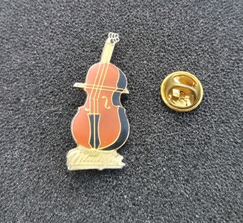 Pin madison contre basse - madison,