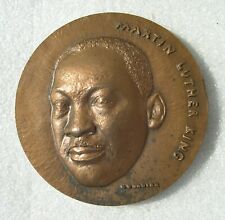 MEDAILLE  MARTIN LUTHER KING  1969 par Courbier 