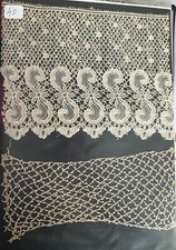 DENTELLE ANCIENNE   SUR CARTON