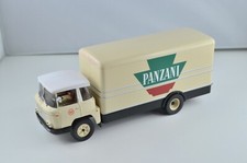 CAMIONS D'ANTAN. 1/43° N°26