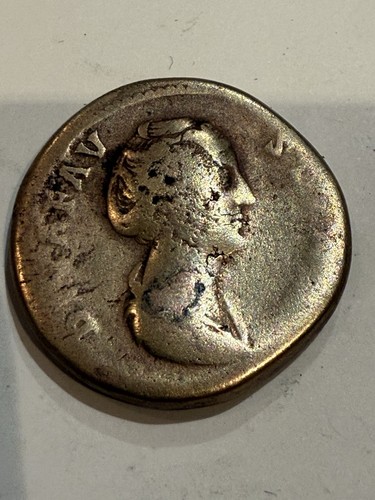 Sesterce faustine bronze - sc,