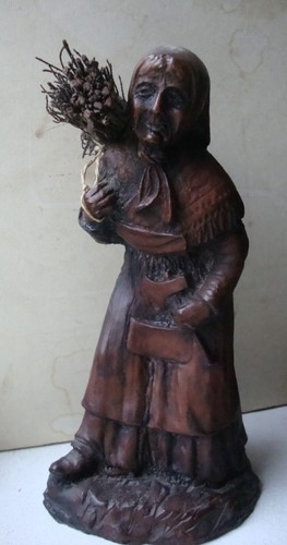 Santon résine veille femme - santon,