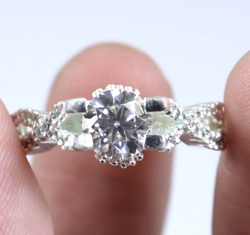 Blanc diamant solitaire 09 - blanc,