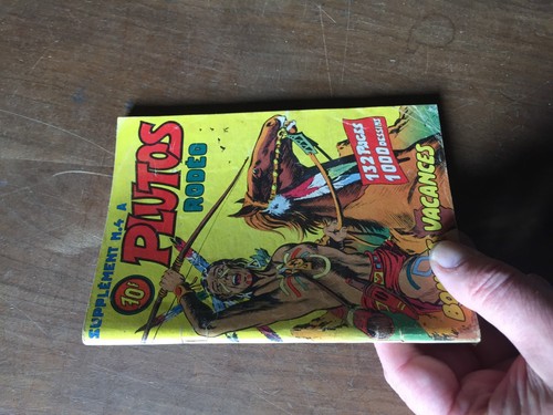 Petit format plutos - bd,