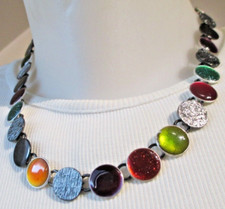 Collier réglable IKITA perles plates multicolore superbe bijou vintage 1682