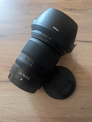 Nikon nikkor 70mm 4 - z, f/4