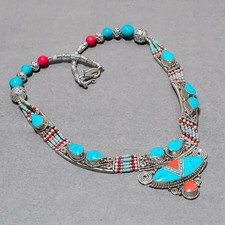 Collier népalais bohème fait