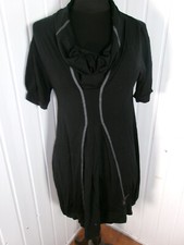 Petite Robe noire Fluide