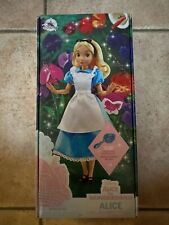 Poupée Disney Alice aux pays des merveilles Disneyland Paris Neuf